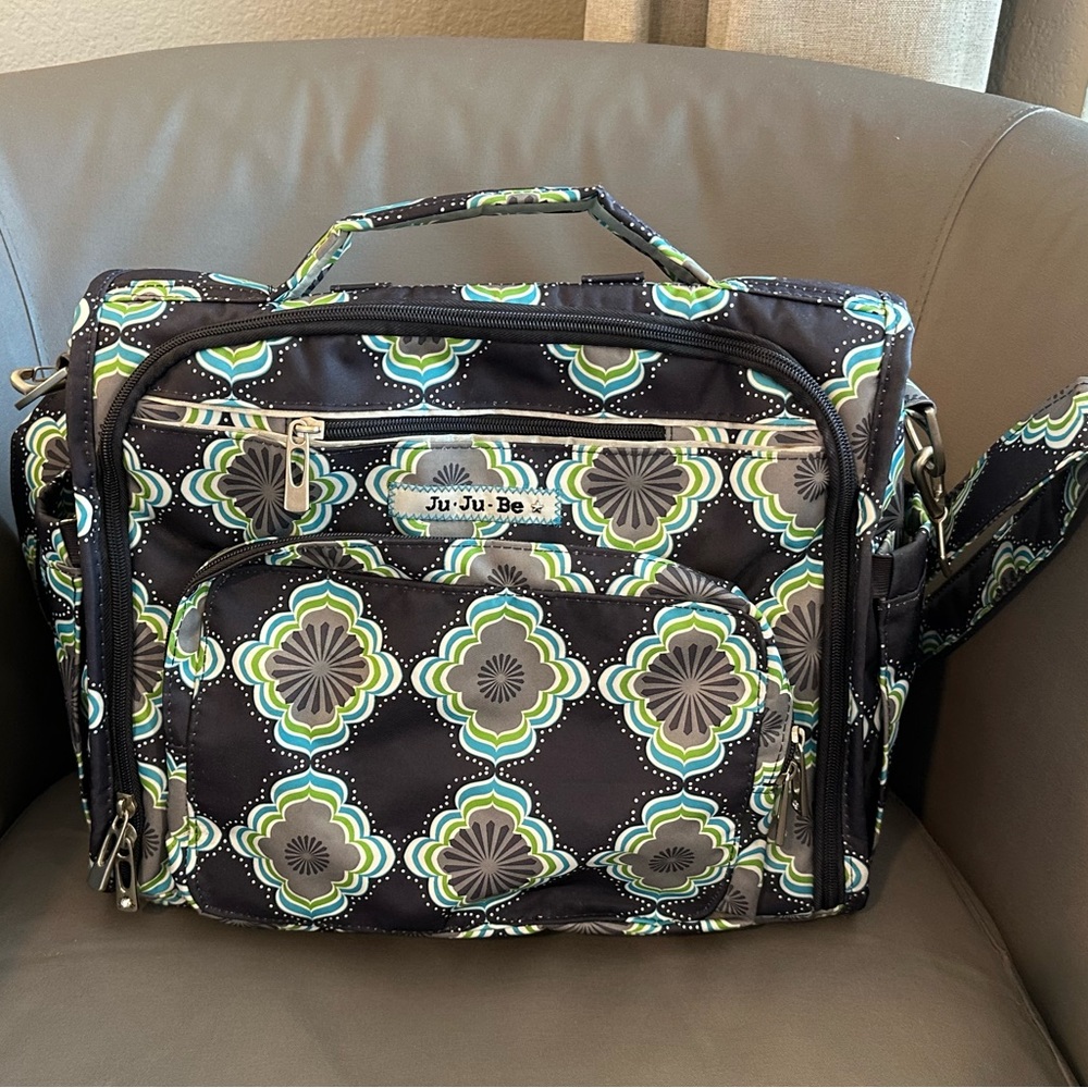 Jujube diaper bag, great condition